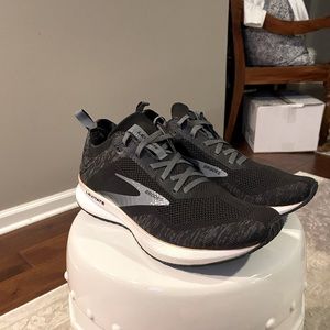 Brooks Levitate 4 Running Shoes